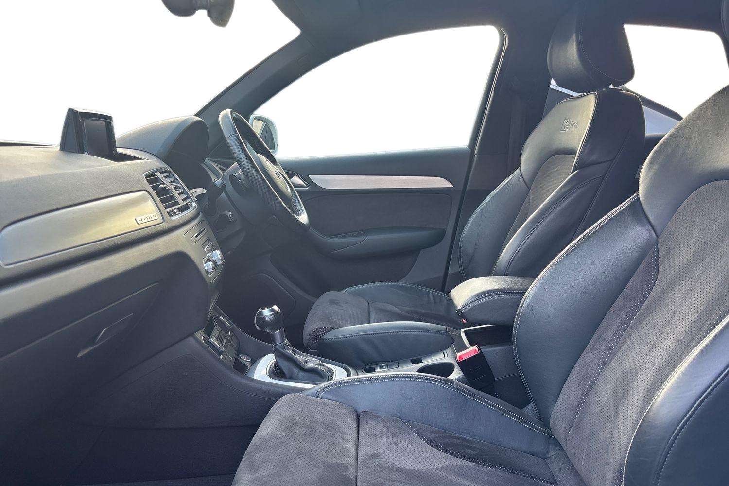 Used Audi Q3 2016 for sale - 76928953: Photo 21