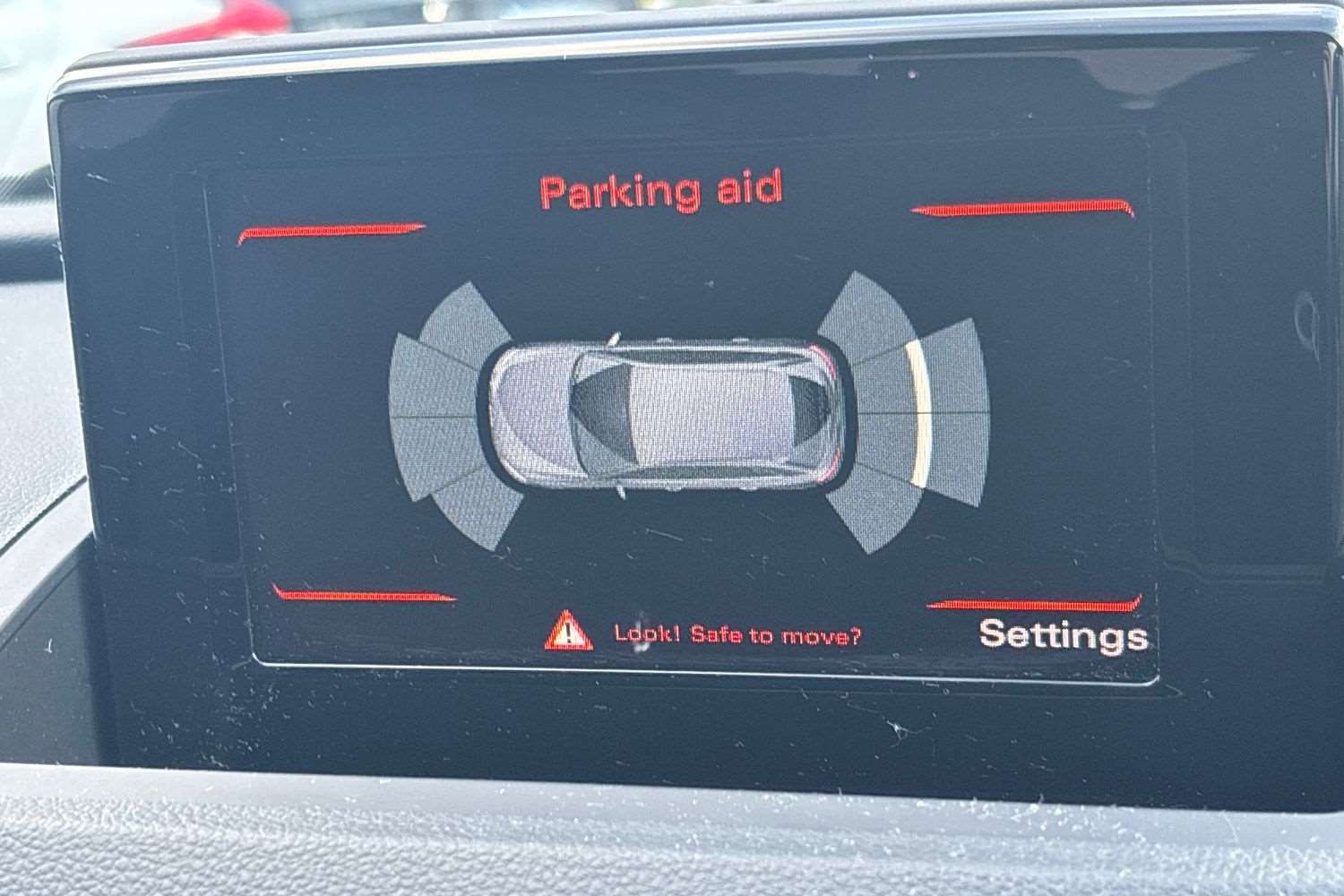 Used Audi Q3 2016 for sale - 76928953: Photo 26