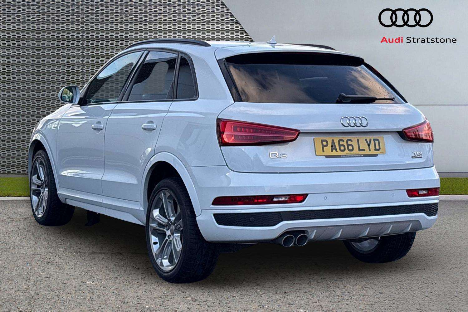 Used Audi Q3 2016 for sale - 76928953: Photo 3