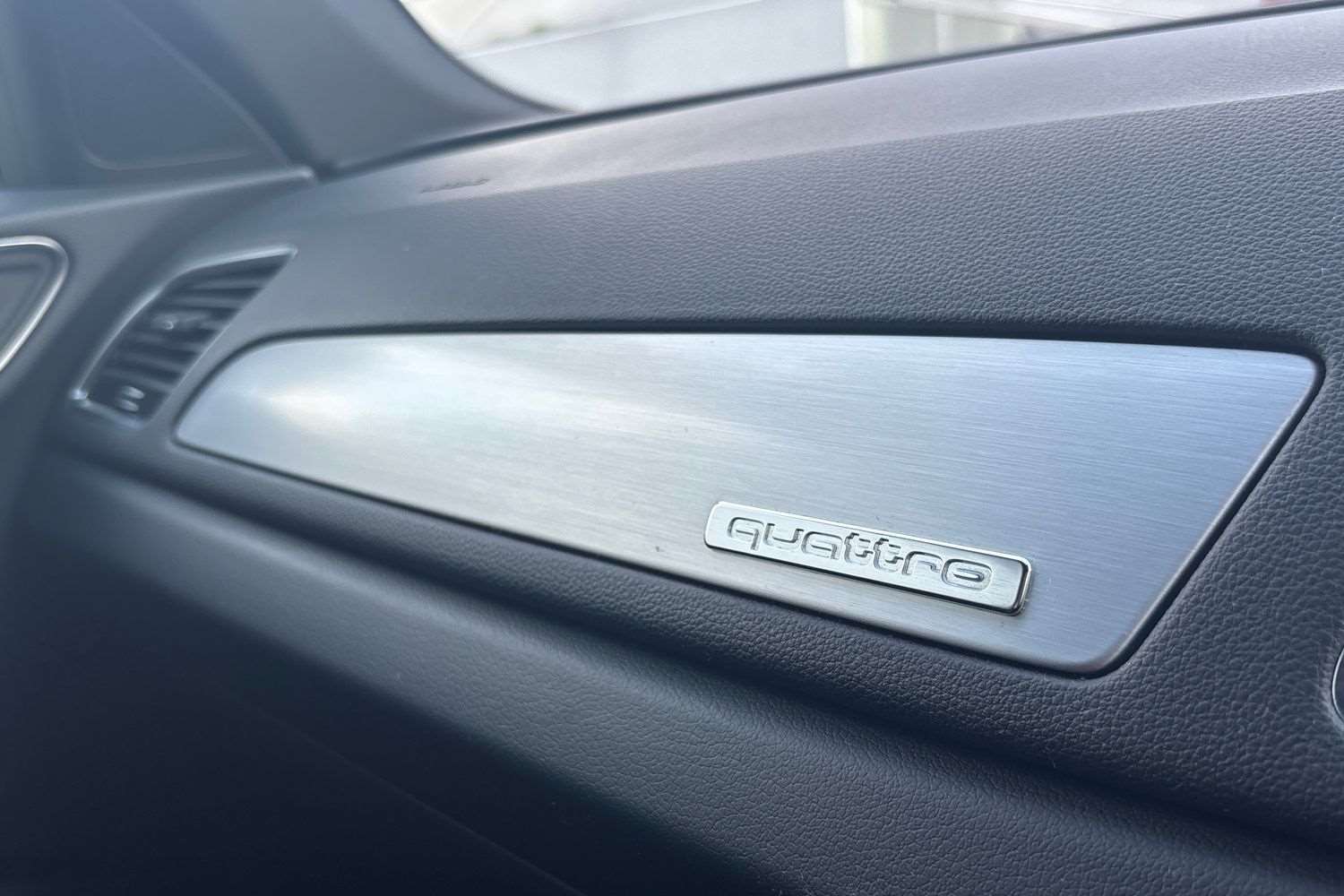 Used Audi Q3 2016 for sale - 76928953: Photo 34