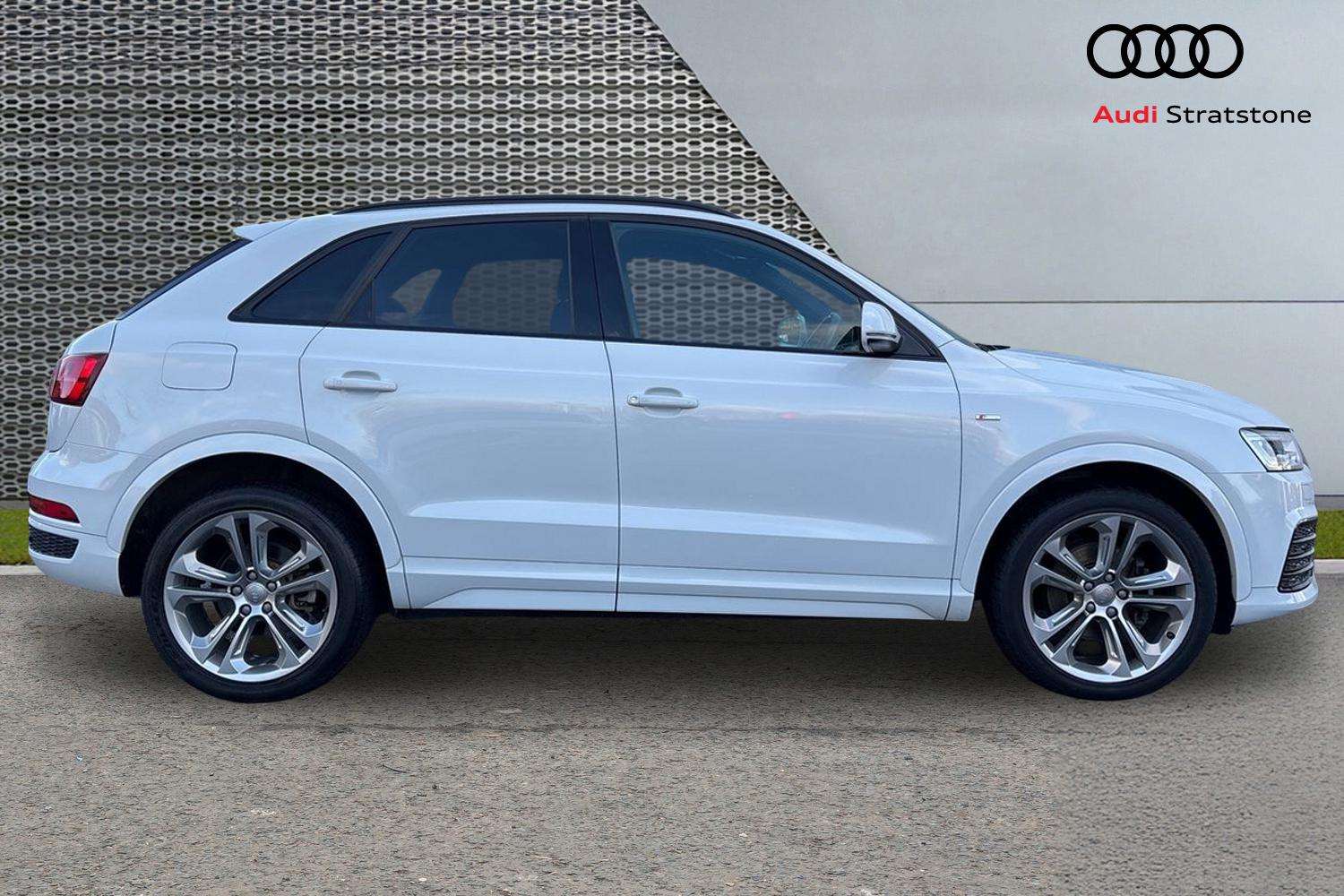 Used Audi Q3 2016 for sale - 76928953: Photo 4