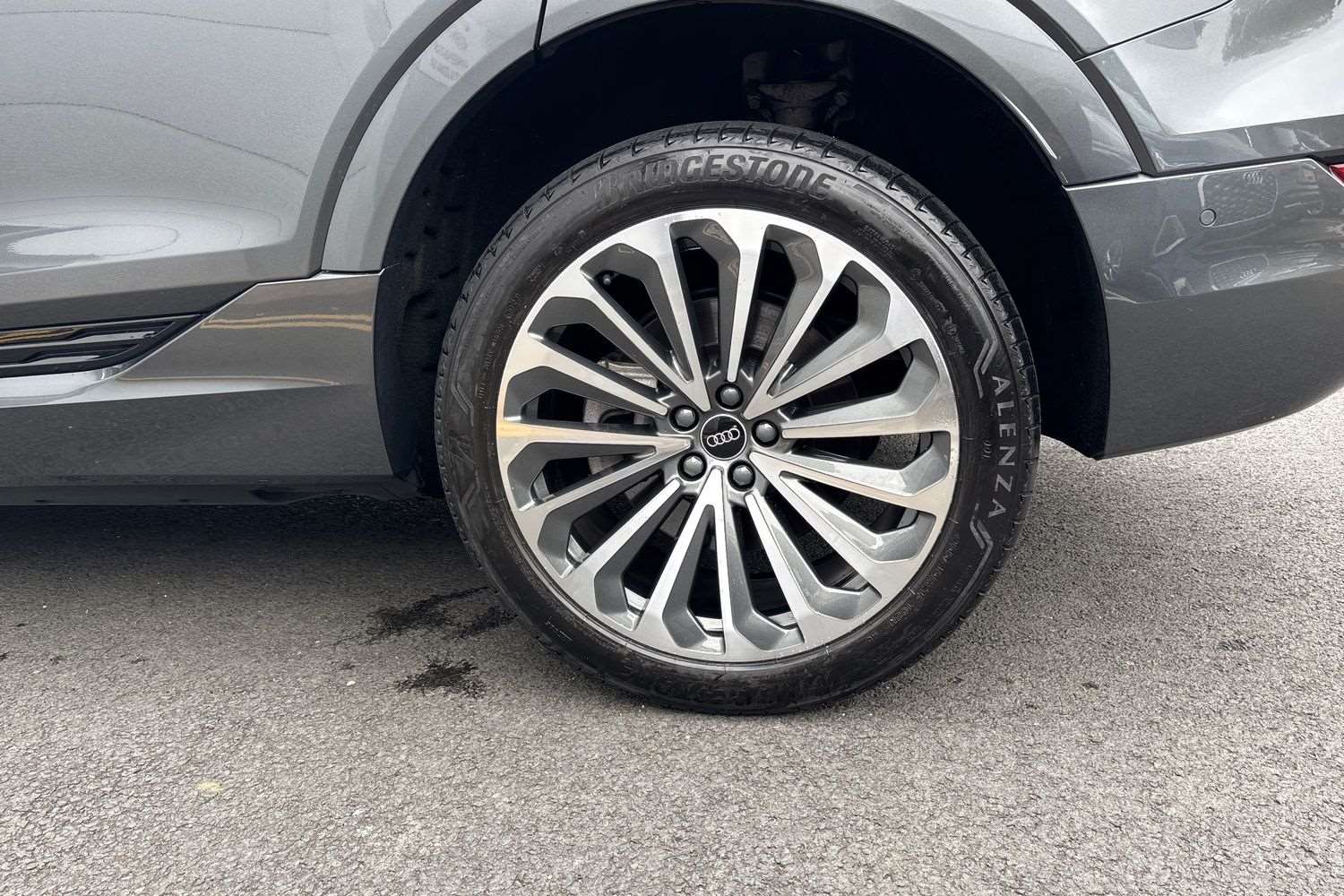 Used Audi Q8 2024 for sale - 76286428: Photo 10