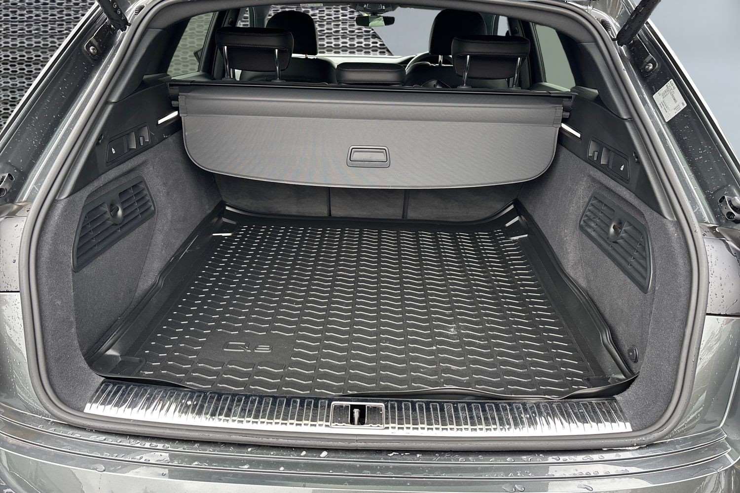 Used Audi Q8 2024 for sale - 76286428: Photo 13