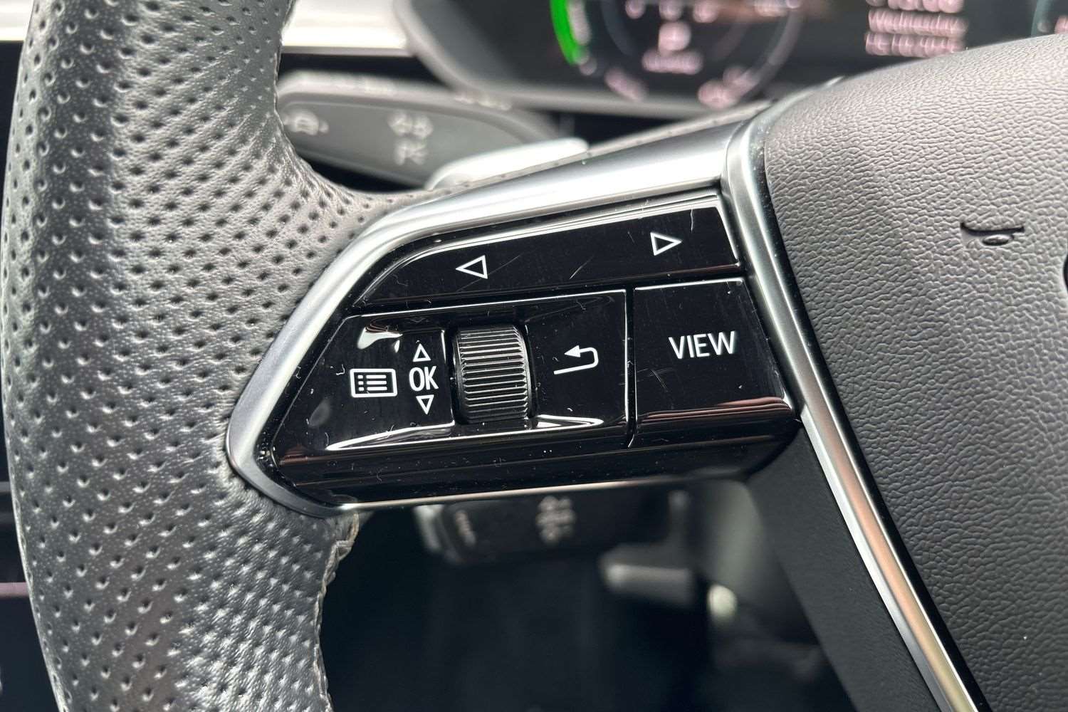 Used Audi Q8 2024 for sale - 76286428: Photo 16