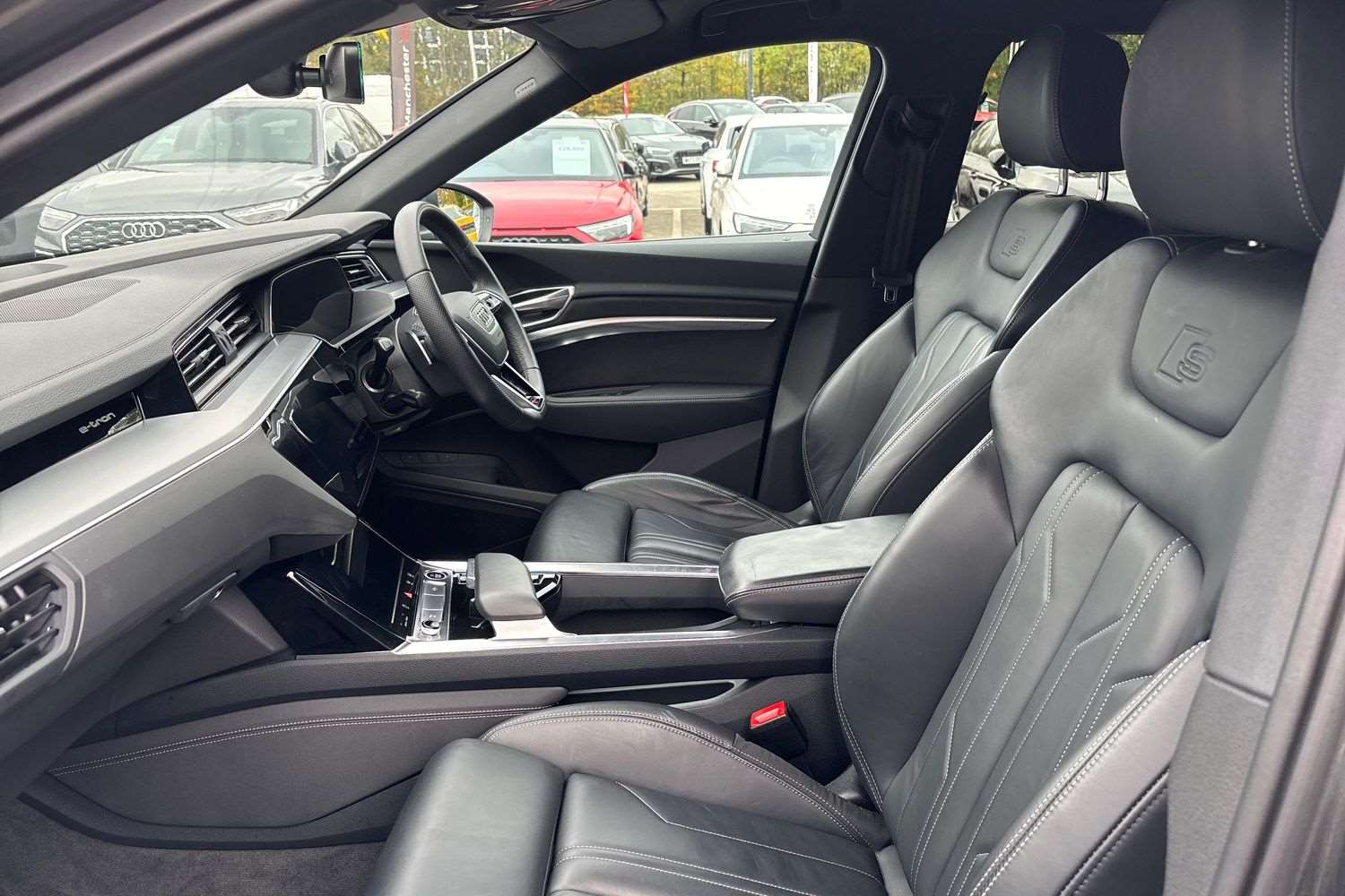 Used Audi Q8 2024 for sale - 76286428: Photo 21