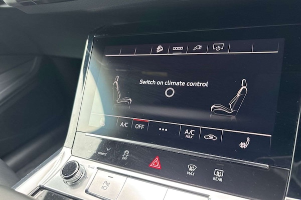 Used Audi Q8 2024 for sale - 76286428: Photo 28
