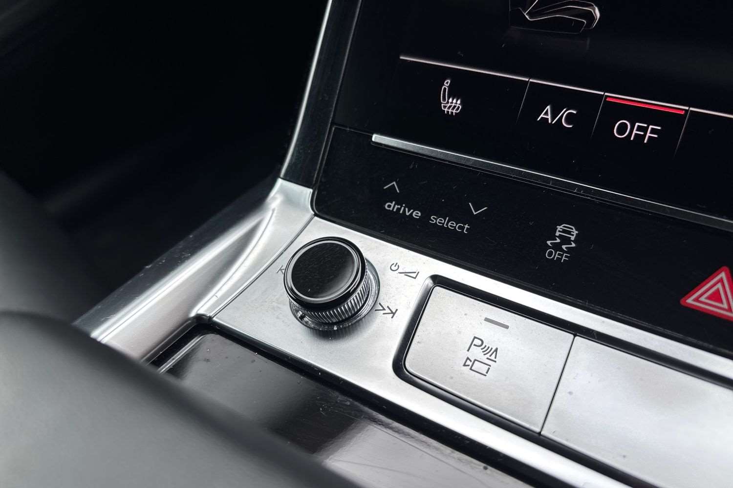 Used Audi Q8 2024 for sale - 76286428: Photo 30