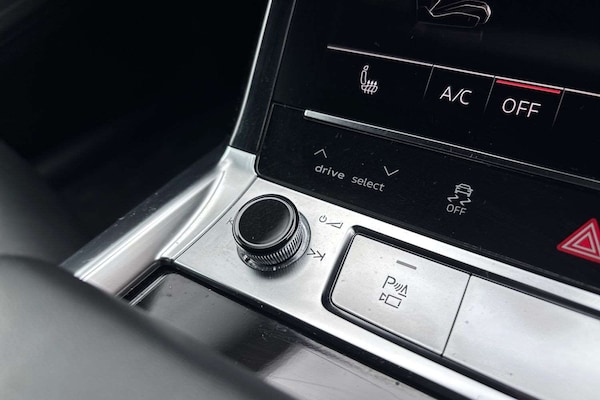 Used Audi Q8 2024 for sale - 76286428: Photo 30