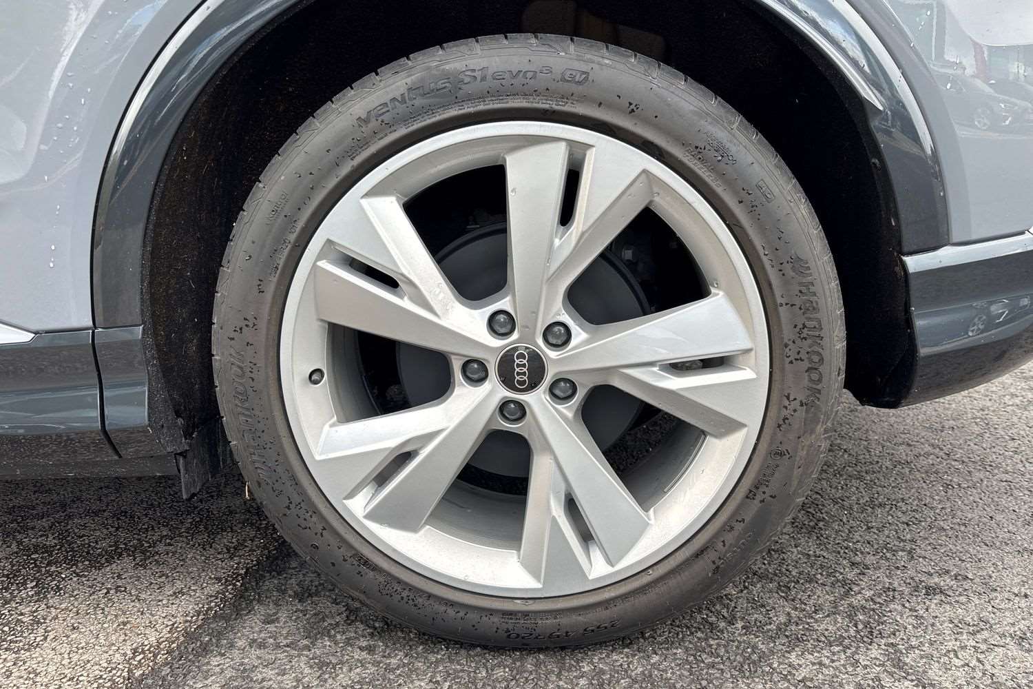 Used Audi Q4 e-tron 2025 for sale - 76411360: Photo 10