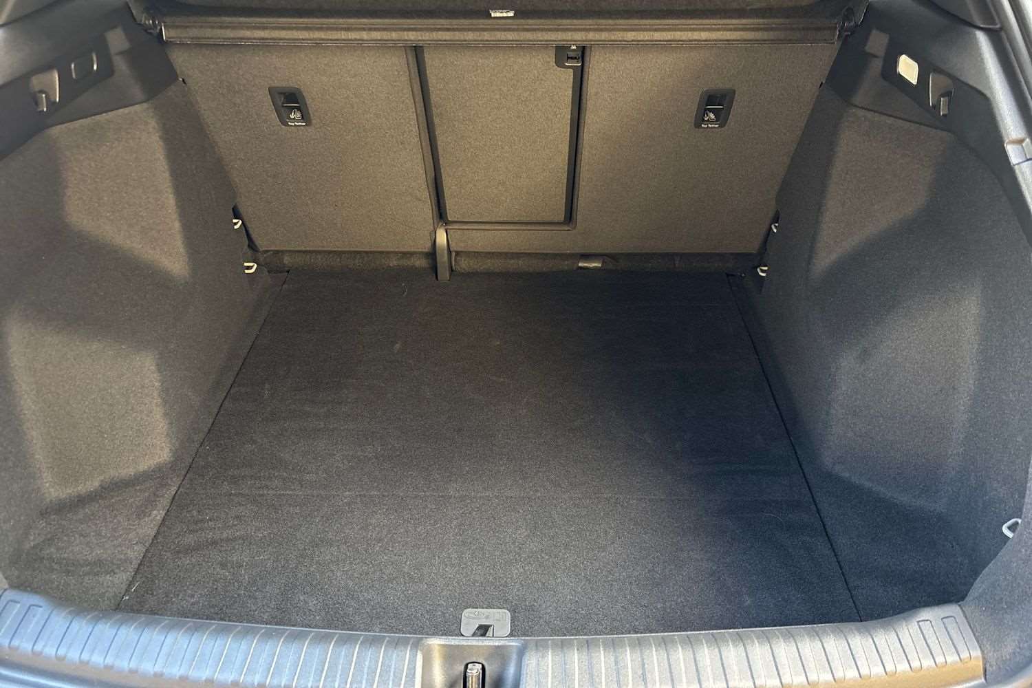 Used Audi Q4 e-tron 2025 for sale - 76411360: Photo 13