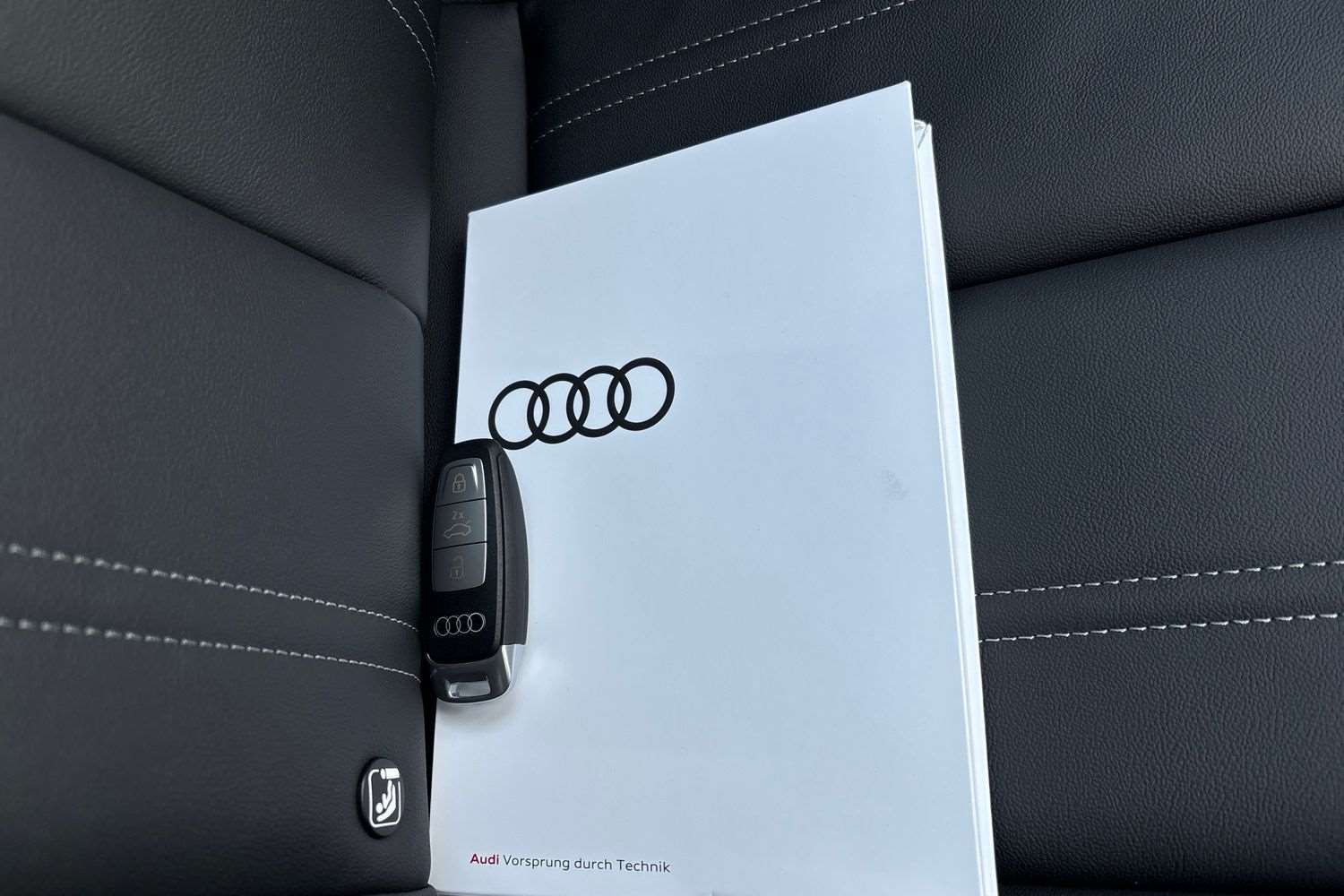 Used Audi Q4 e-tron 2025 for sale - 76411360: Photo 25