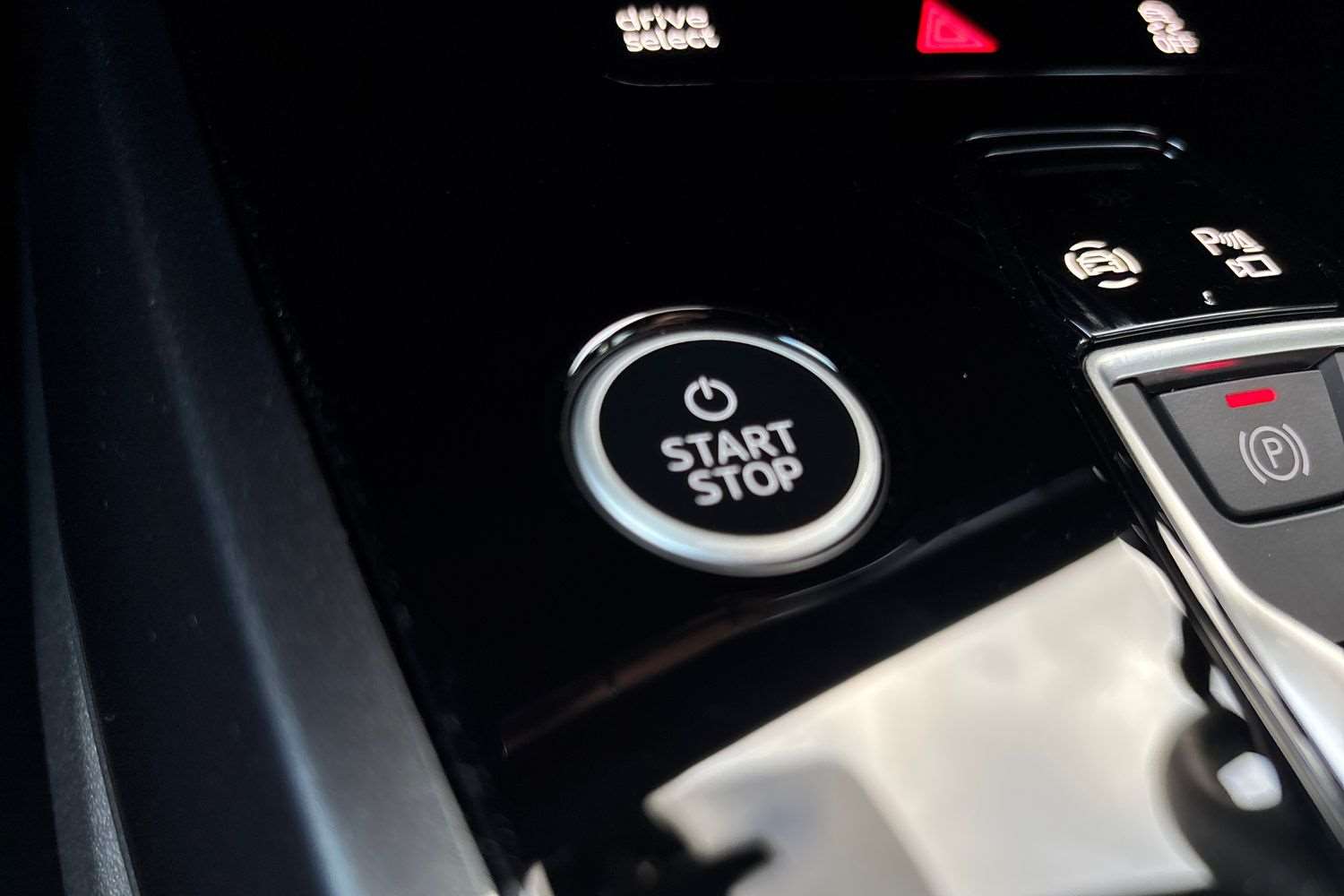 Used Audi Q4 e-tron 2025 for sale - 76411360: Photo 29