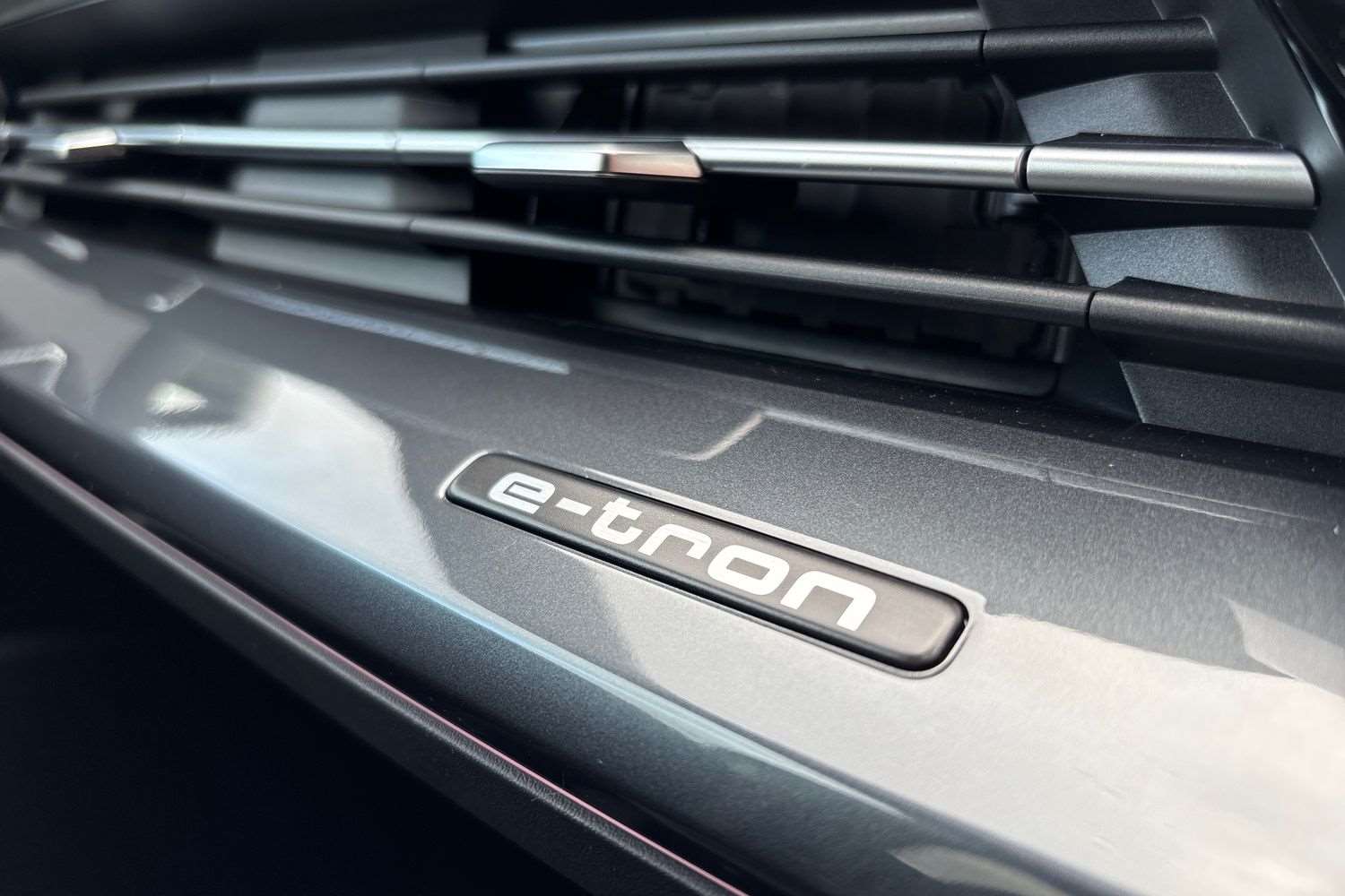 Used Audi Q4 e-tron 2025 for sale - 76411360: Photo 32