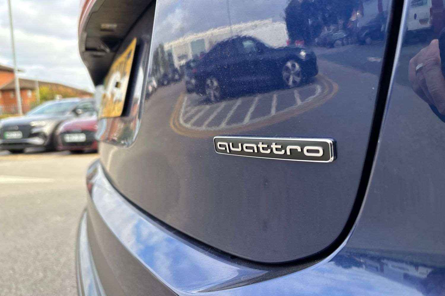 Used Audi Q4 e-tron 2025 for sale - 76063449: Photo 12