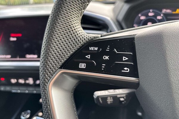 Used Audi Q4 e-tron 2025 for sale - 76063449: Photo 16