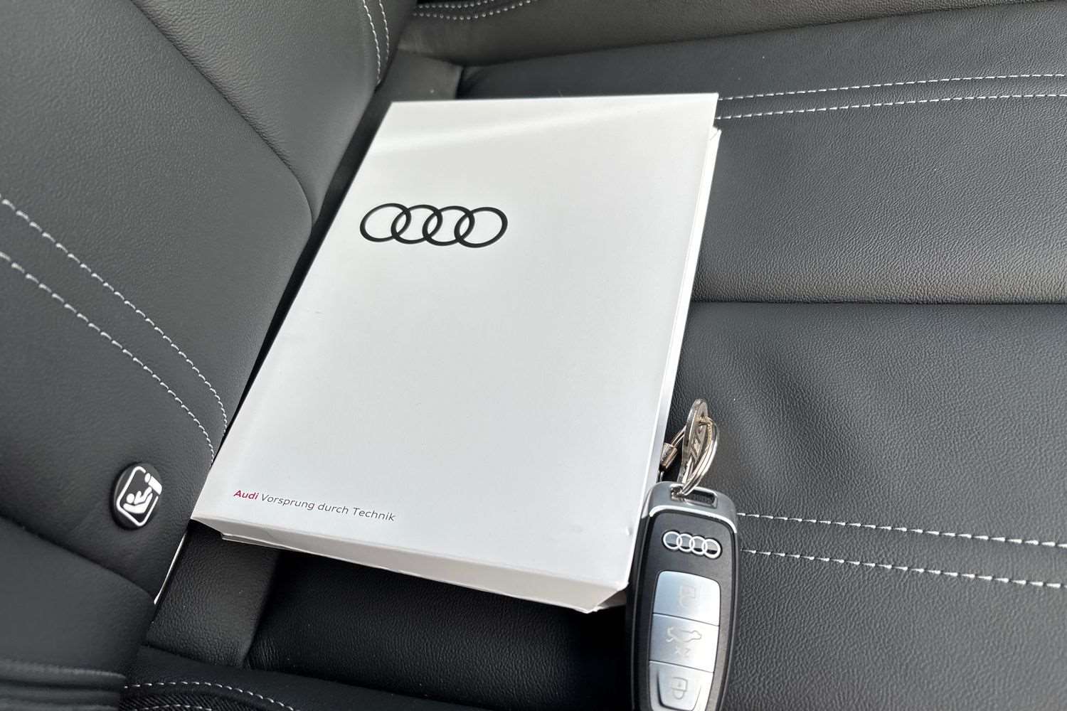 Used Audi Q4 e-tron 2025 for sale - 76063449: Photo 25