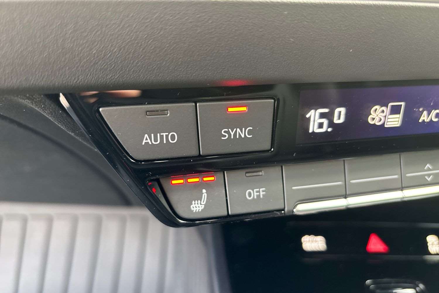 Used Audi Q4 e-tron 2025 for sale - 76063449: Photo 28