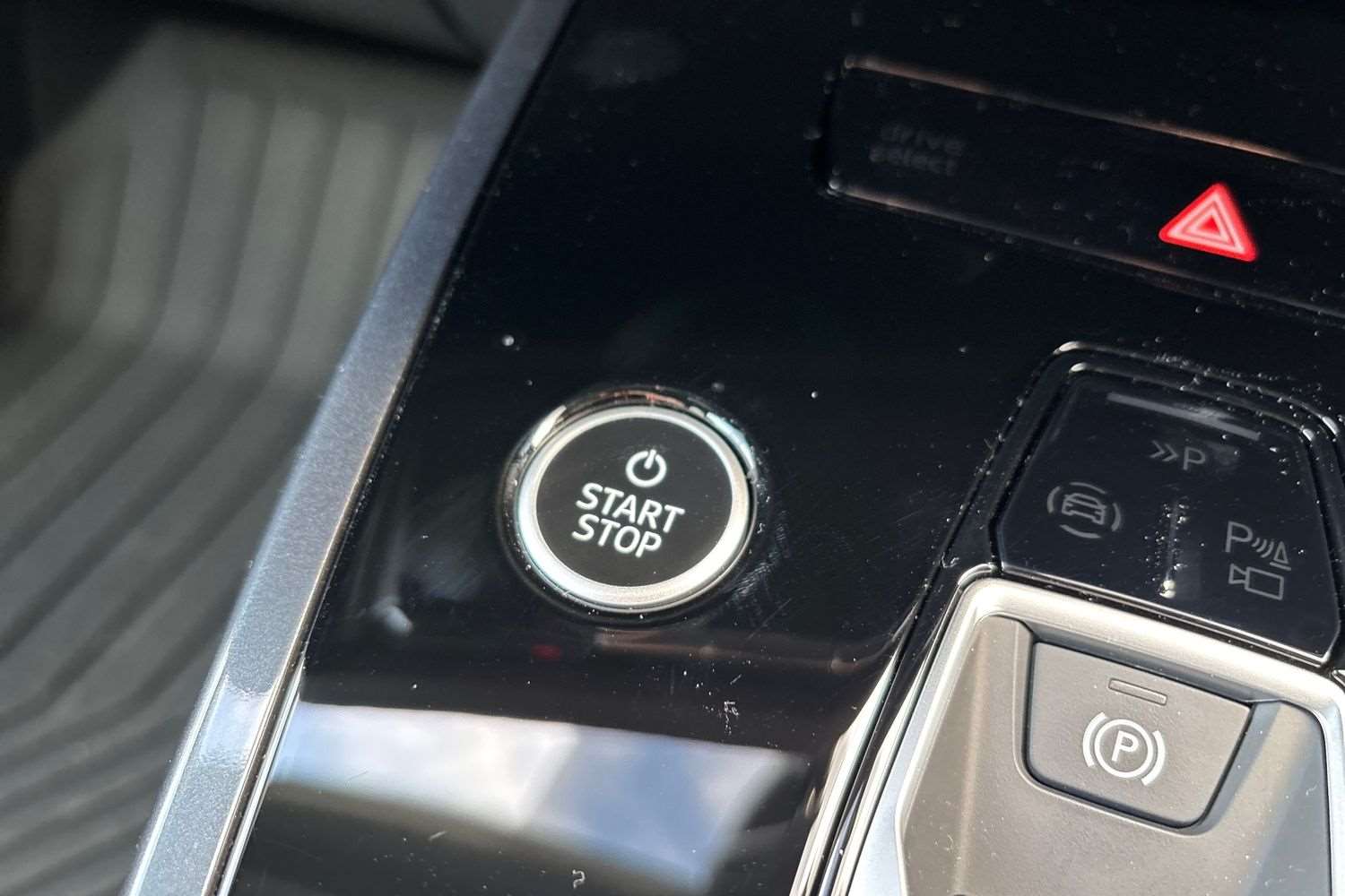 Used Audi Q4 e-tron 2025 for sale - 76063449: Photo 29