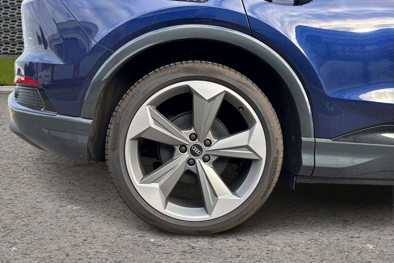 Used Audi Q4 e-tron 2025 for sale - 76063449: Photo 9