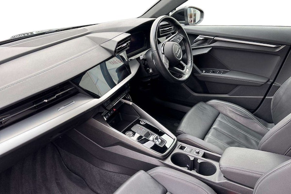 Used Audi A3 2021 for sale - 76262472: Photo 2
