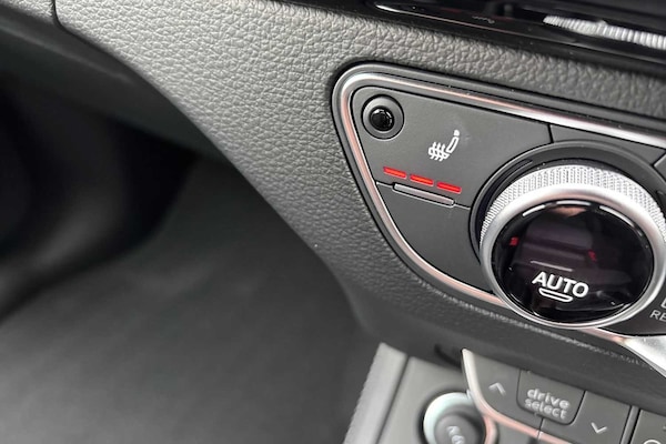 Used Audi Q5 2025 for sale - 75523017: Photo 16
