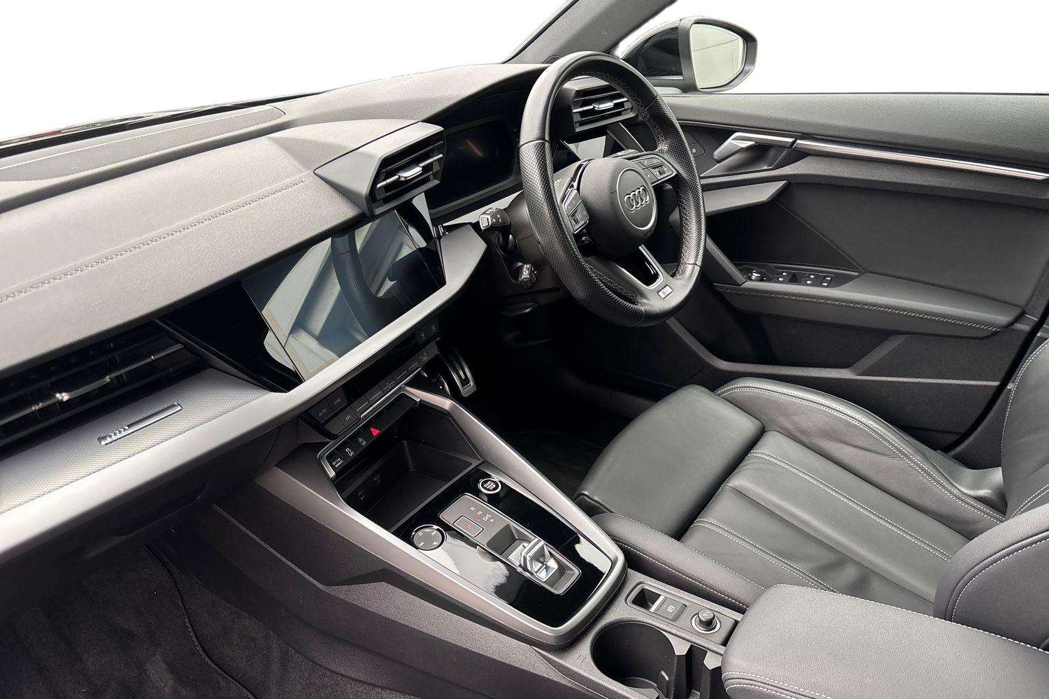 Used Audi A3 2023 for sale - 76648835: Photo 2