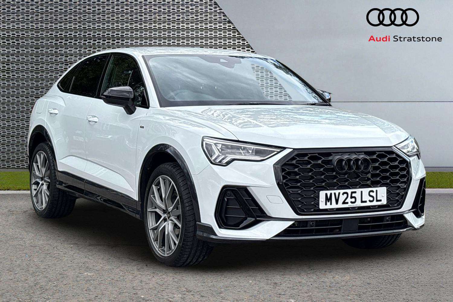 Used Audi Q3 2025 for sale - 76063375: Photo 1