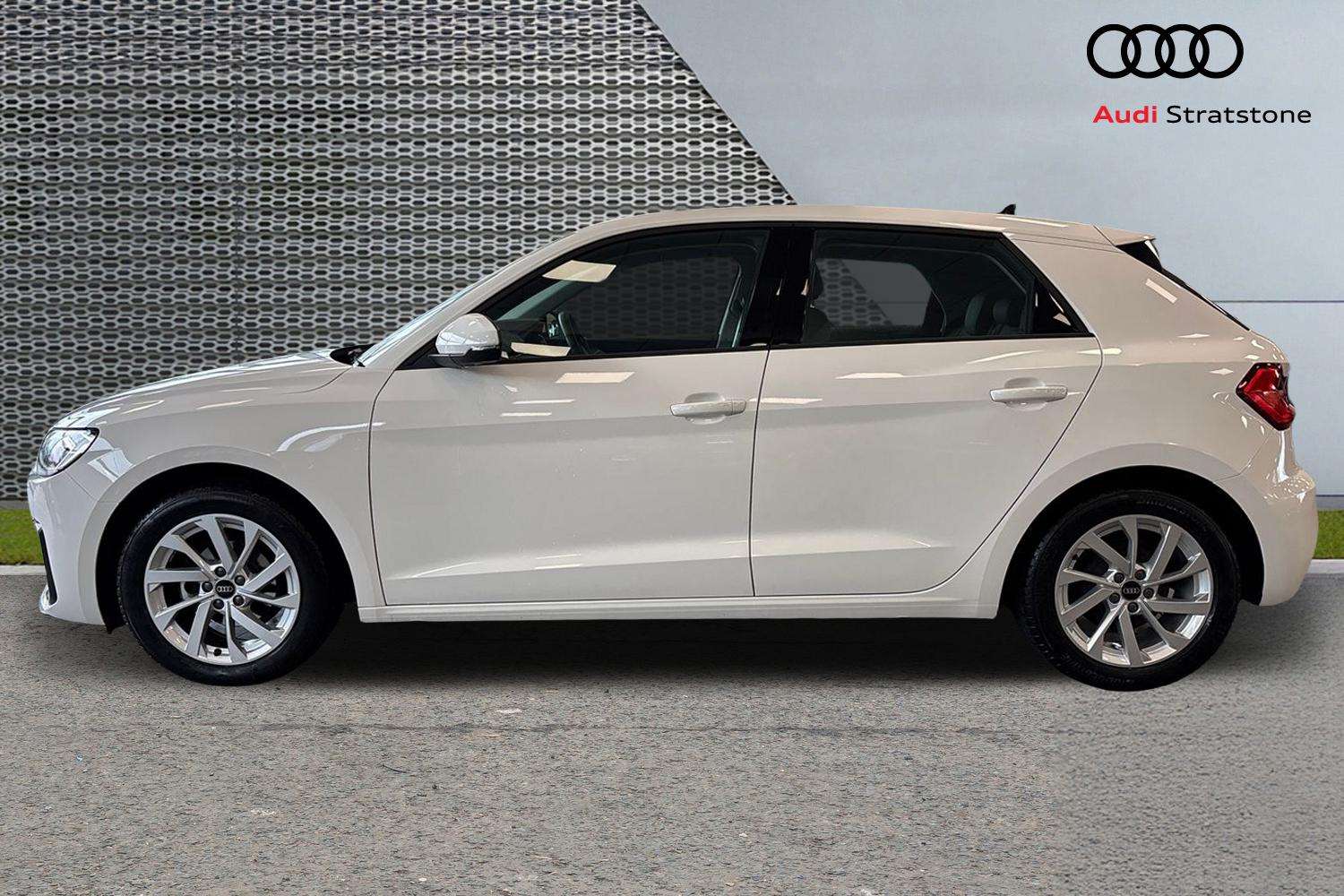 Used Audi A1 2023 for sale - 76170080: Photo 8