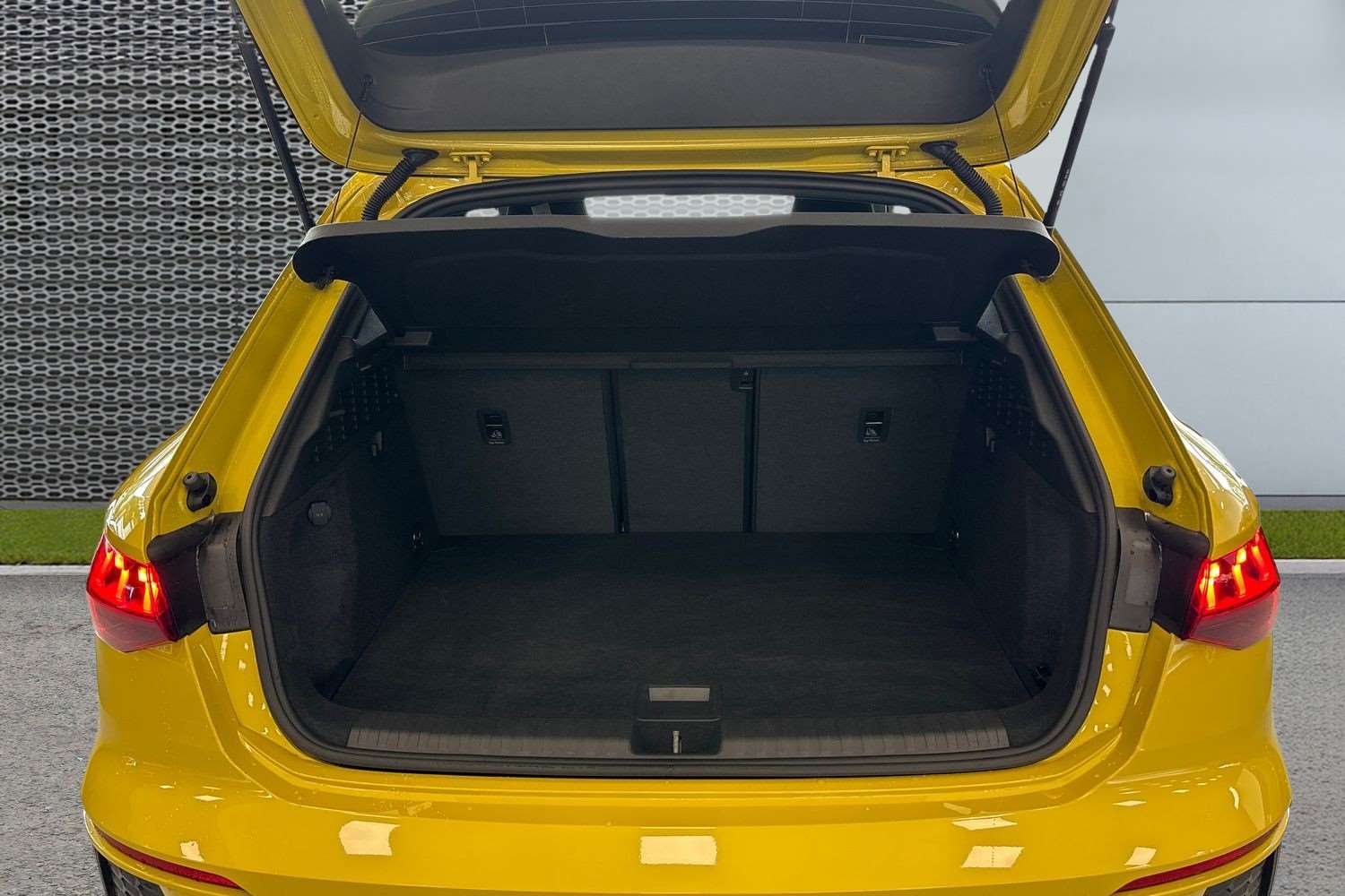 Used Audi A3 2023 for sale - 76170026: Photo 13