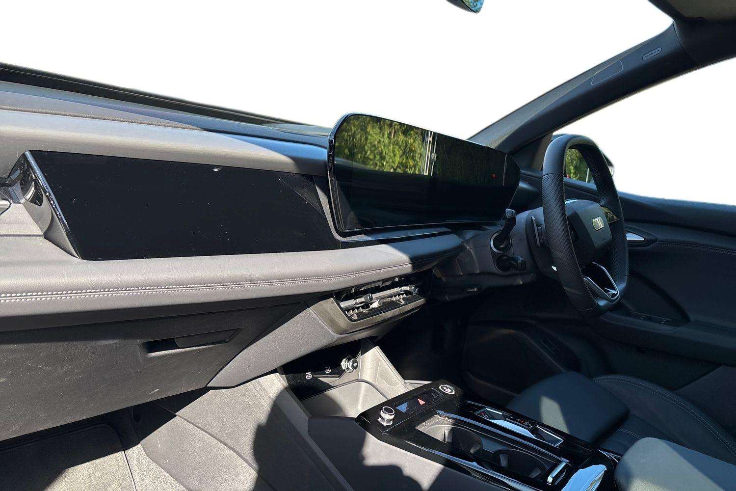 Used Audi Q6 e-tron 2025 for sale - 76063362: Photo 2