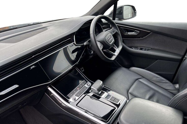 Used Audi Q7 2022 for sale - 76262481: Photo 2
