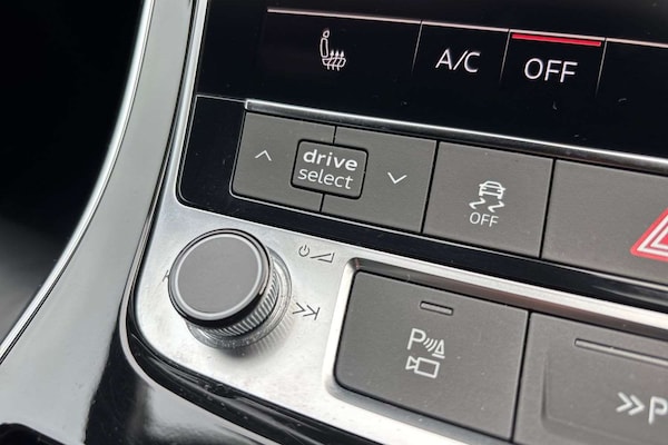 Used Audi Q7 2022 for sale - 76262481: Photo 30