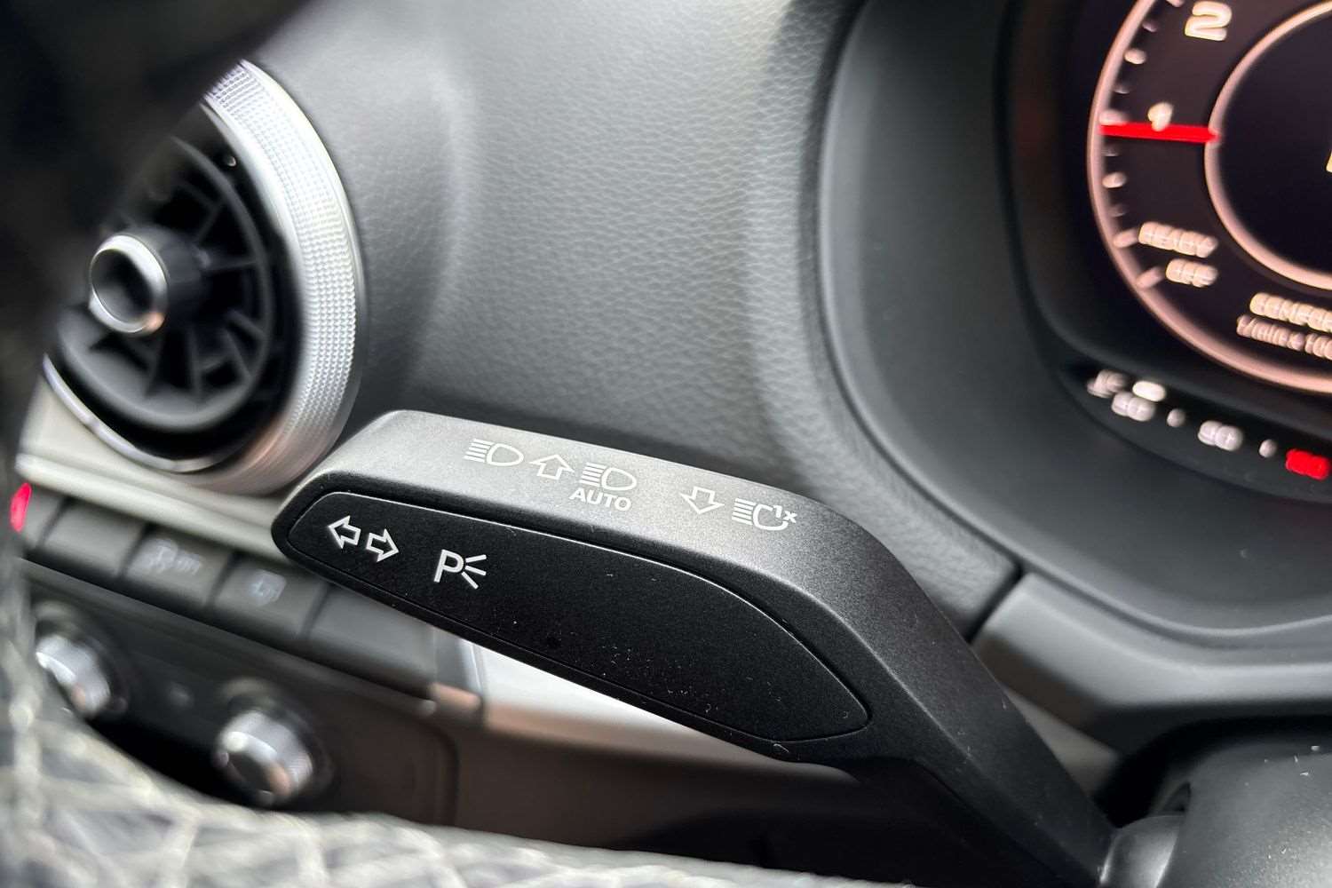 Used Audi Q2 2023 for sale - 77514410: Photo 35