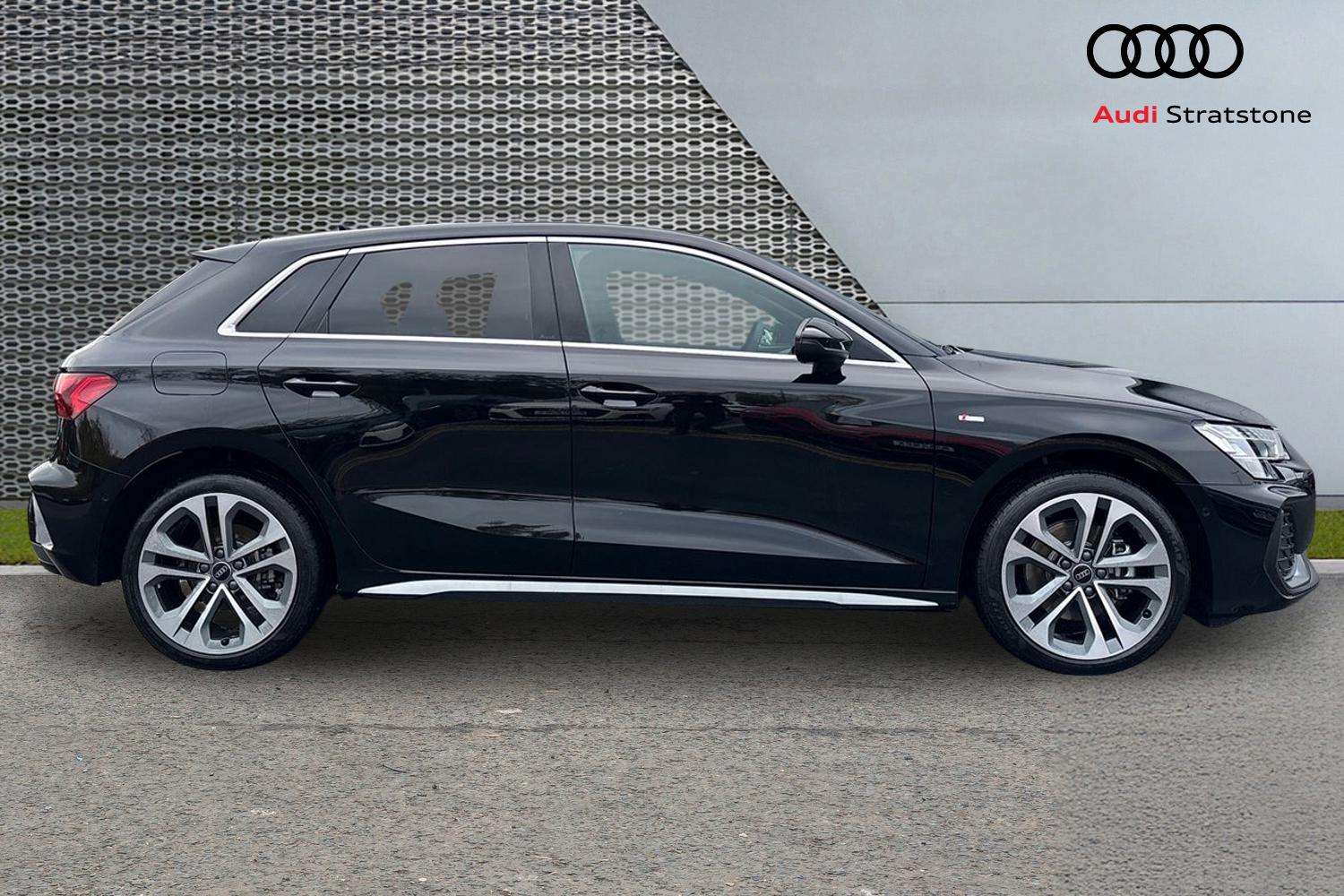 Used Audi A3 2025 for sale - 76411302: Photo 4