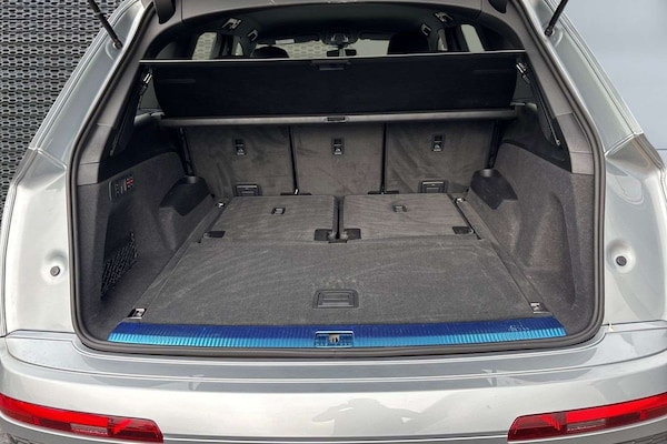 Used Audi Q7 2023 for sale - 76242607: Photo 13