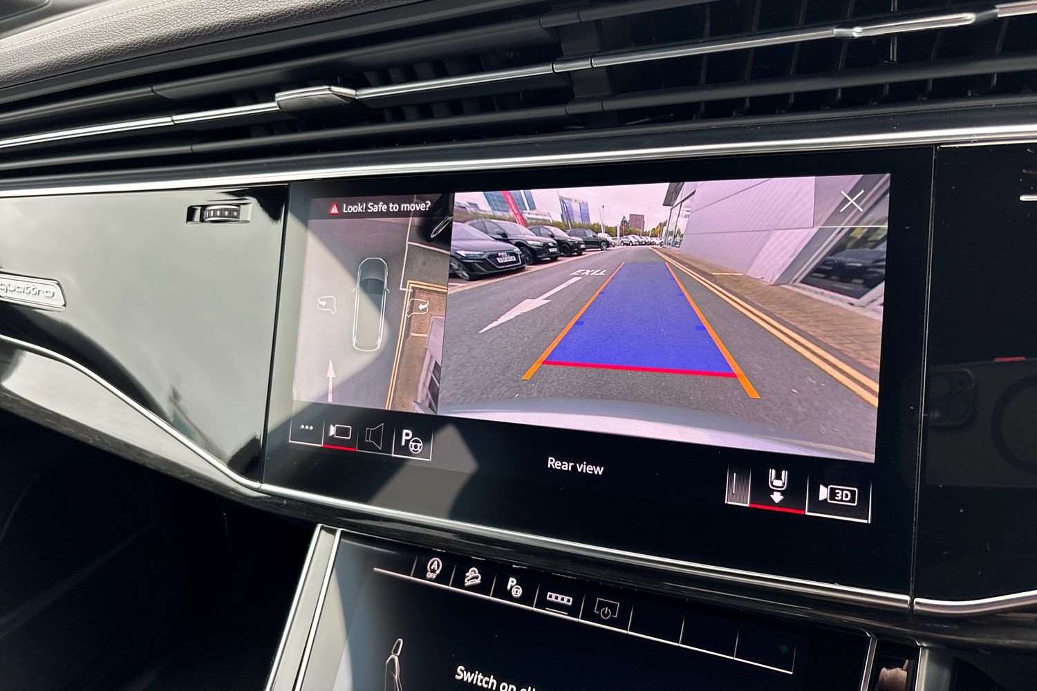 Used Audi Q7 2023 for sale - 76242607: Photo 26