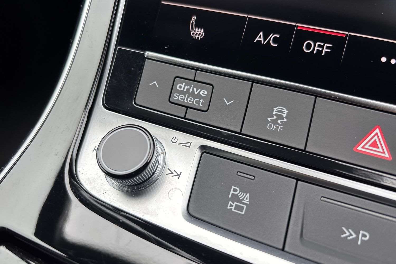 Used Audi Q7 2023 for sale - 76242607: Photo 30