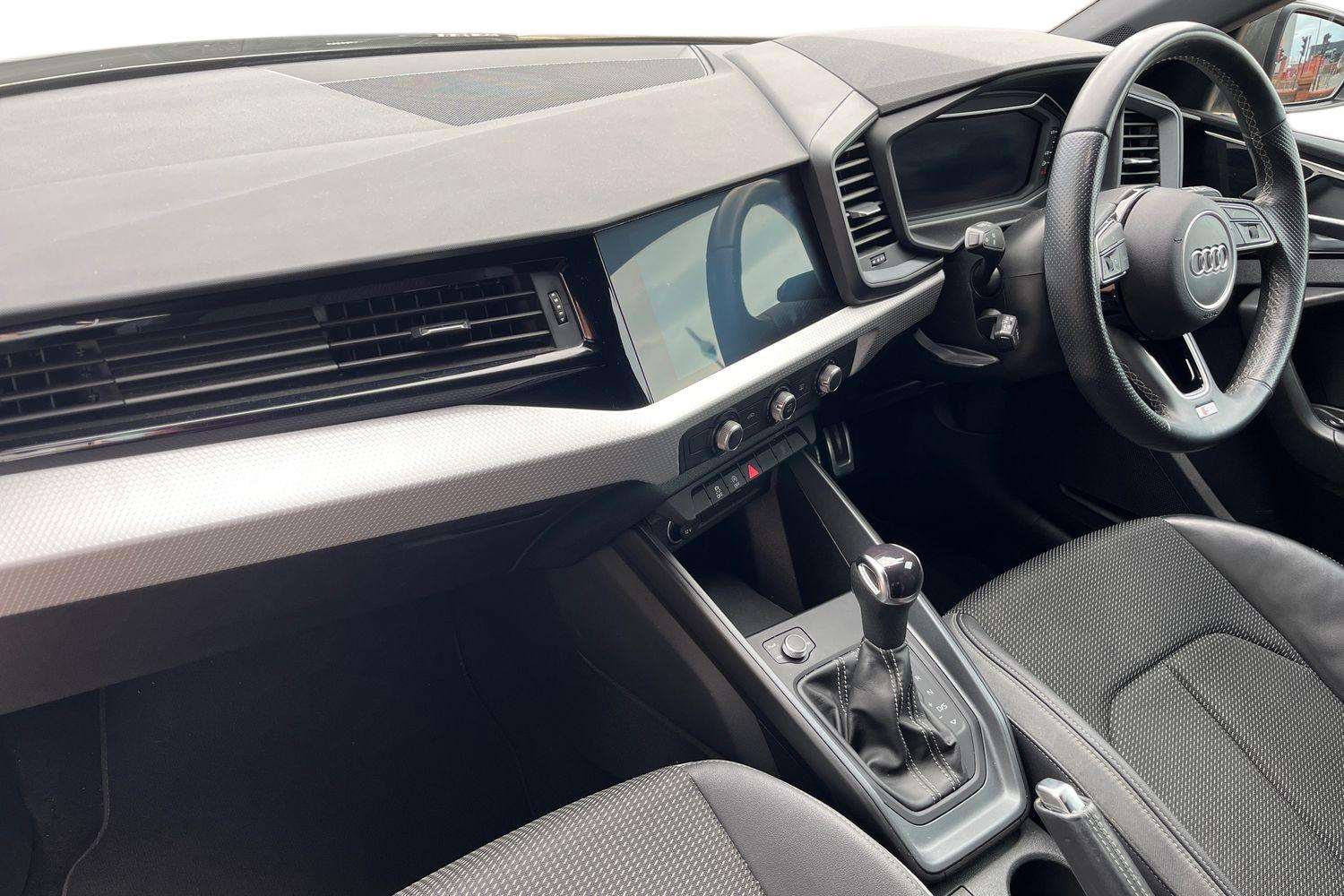 Used Audi A1 2022 for sale - 76016276: Photo 2
