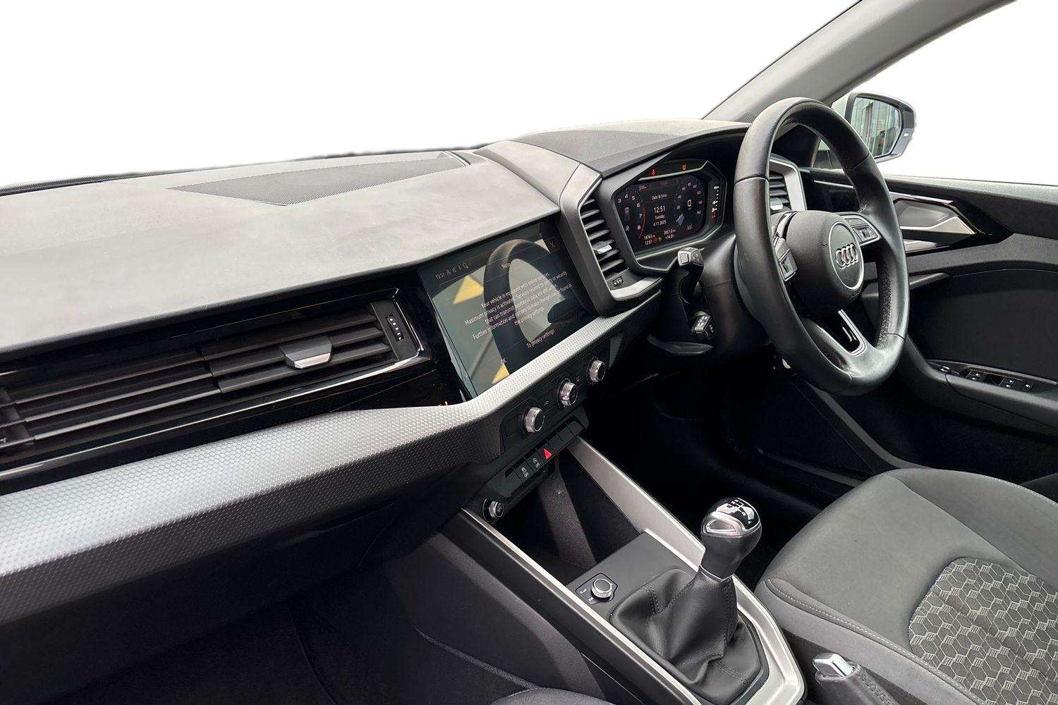 Used Audi A1 2023 for sale - 76488154: Photo 2