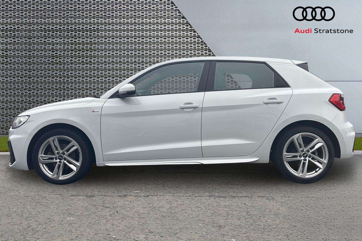 Used Audi A1 2021 for sale - 77068631: Photo 8