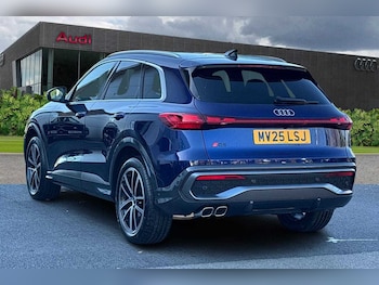 Used Audi Q5 2025 for sale - 75015874: Photo