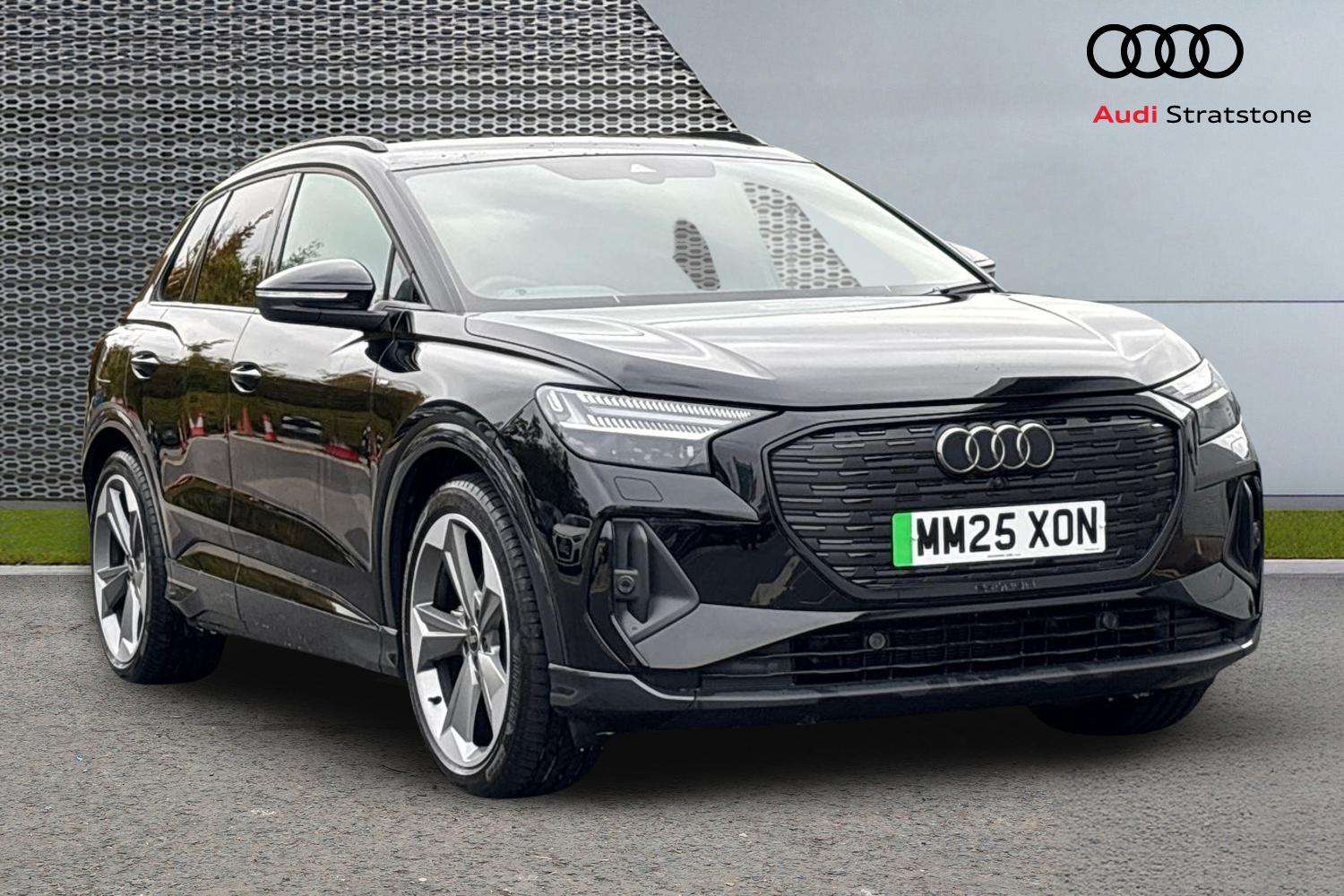 Used Audi Q4 e-tron 2025 for sale - 76286239: Photo 1