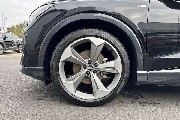 Used Audi Q4 e-tron 2025 for sale - 76286239: Photo 11