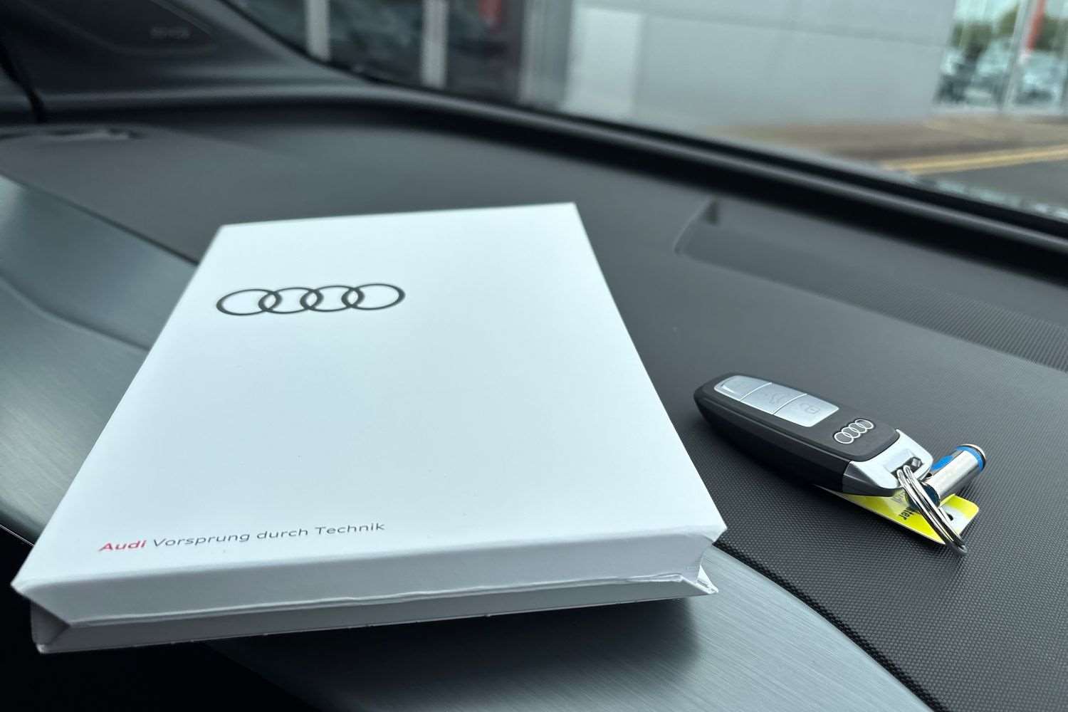 Used Audi Q4 e-tron 2025 for sale - 76286239: Photo 25