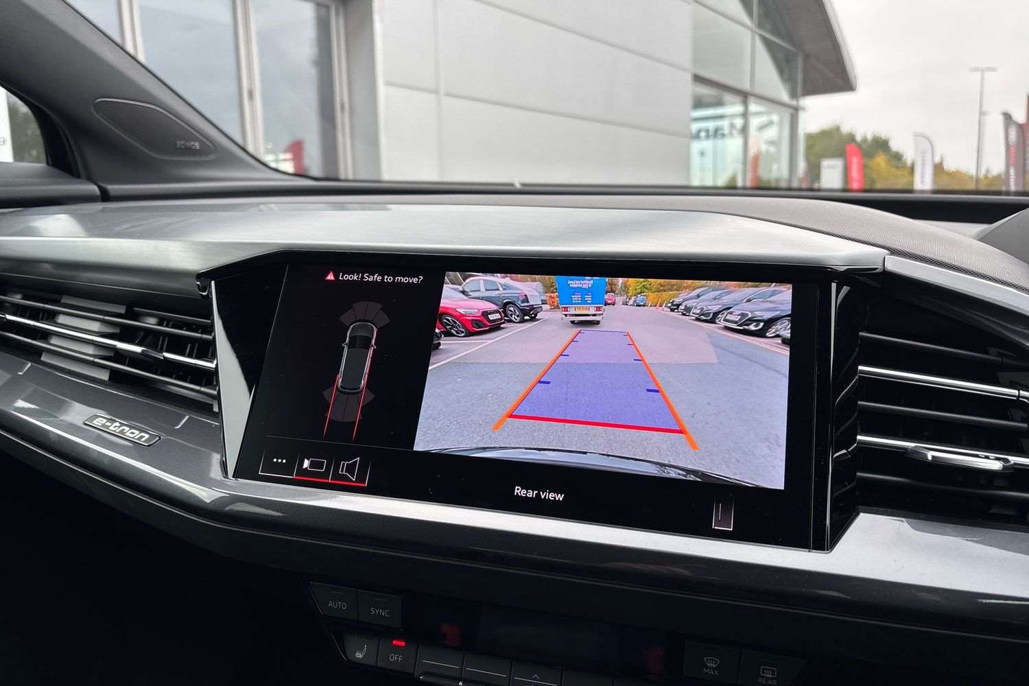 Used Audi Q4 e-tron 2025 for sale - 76286239: Photo 26