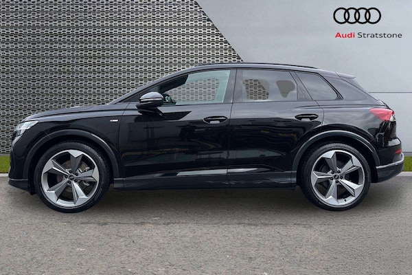 Used Audi Q4 e-tron 2025 for sale - 76286239: Photo 8