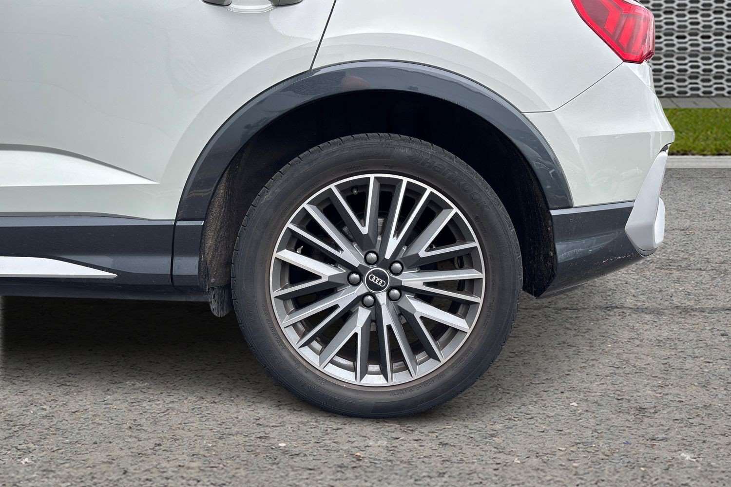 Used Audi Q3 for sale - 78104748: Photo 10