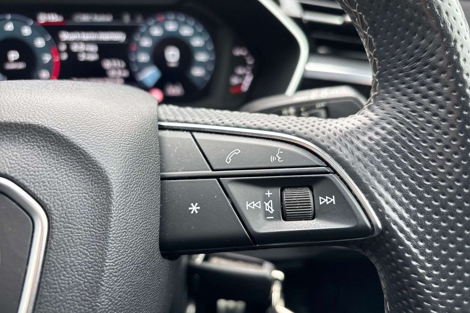 Used Audi Q3 for sale - 78104748: Photo 17