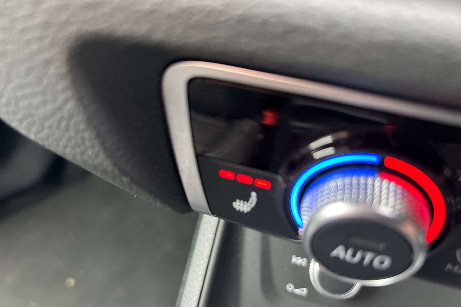 Used Audi Q3 for sale - 78104748: Photo 28