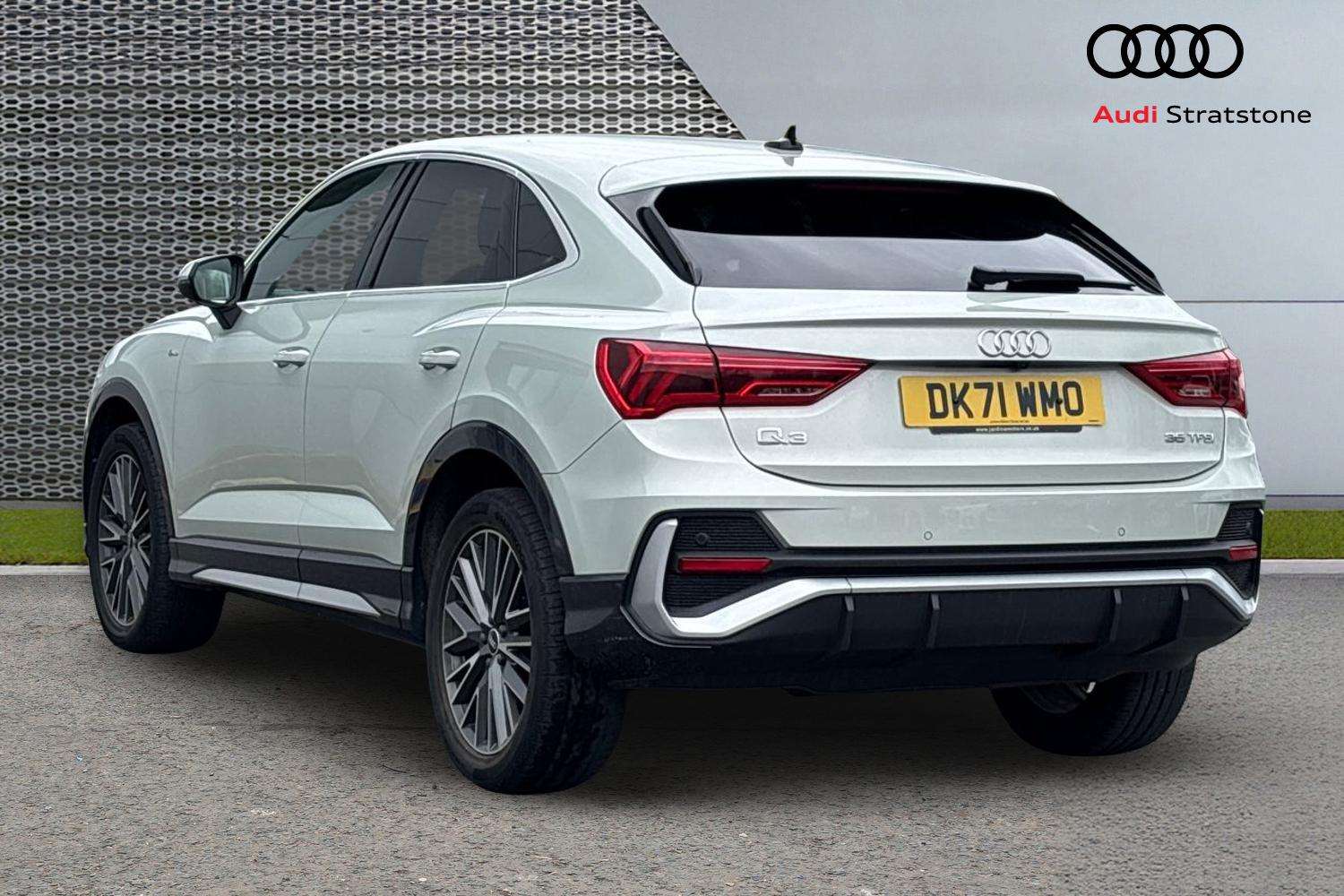 Used Audi Q3 for sale - 78104748: Photo 3